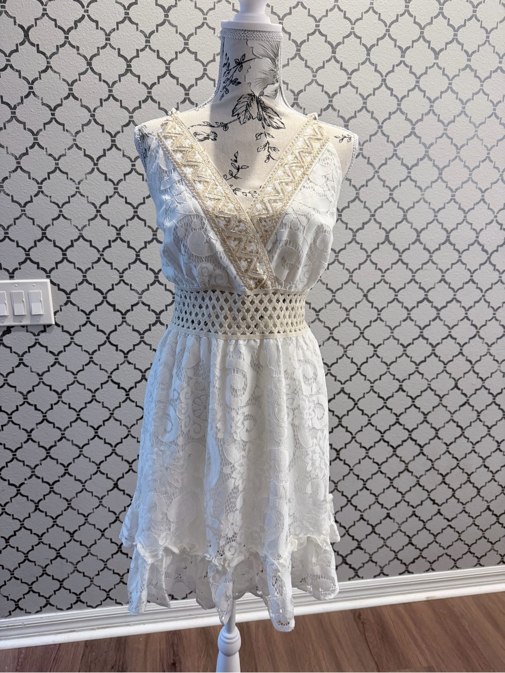Cider White Lace Boho Midi Dress | Size Medium | NWT | Crochet & Sequin Detail